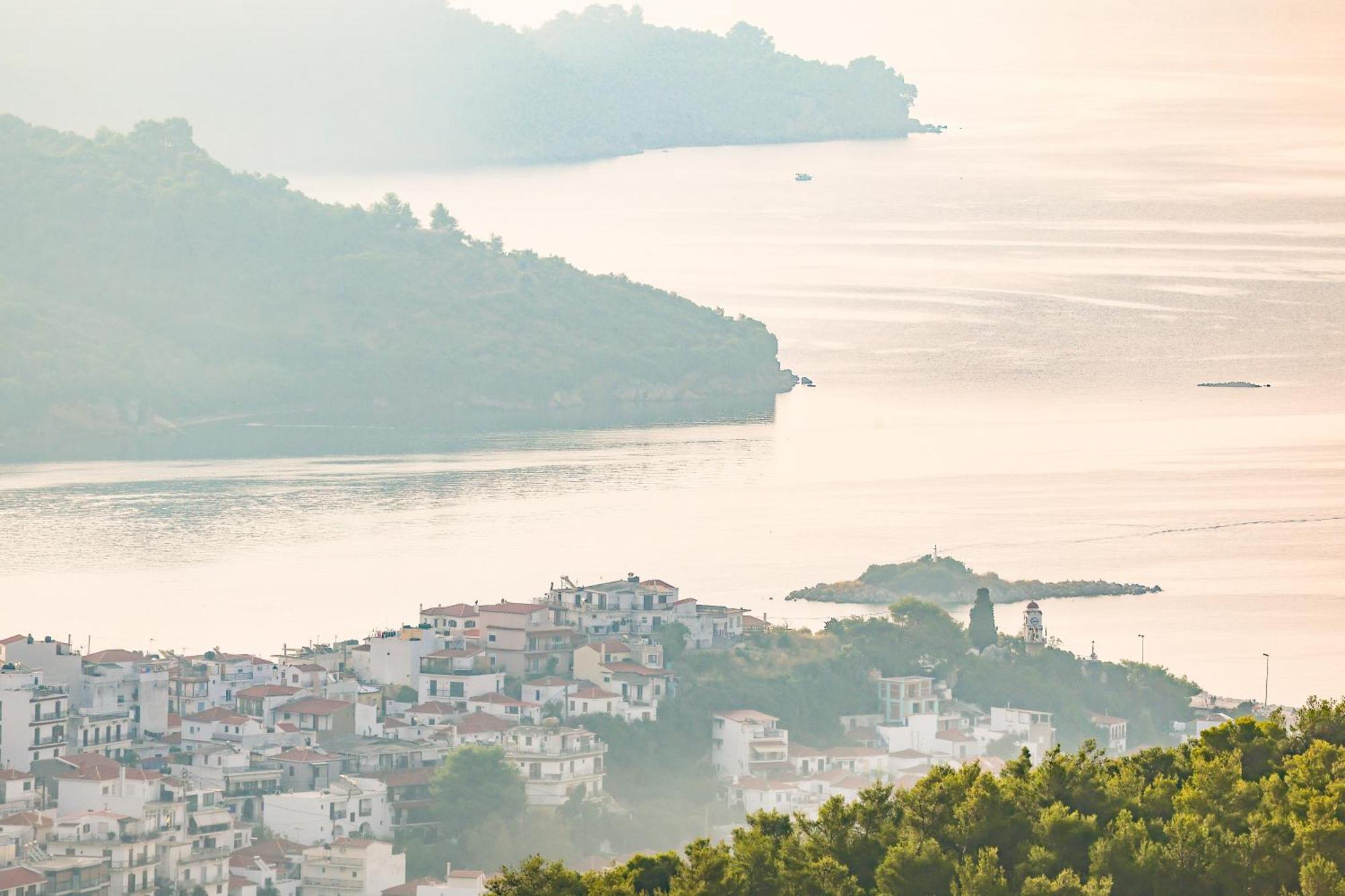 Skiathos Zeus Apartment Dış mekan fotoğraf